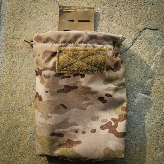 Stowable Dump Pouch